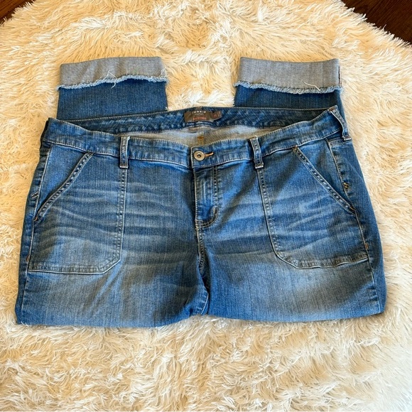Torrid Women’s Crop Raw Hem Boyfriend Vintage Stretch Jeans SZ 20 - Picture 4 of 9